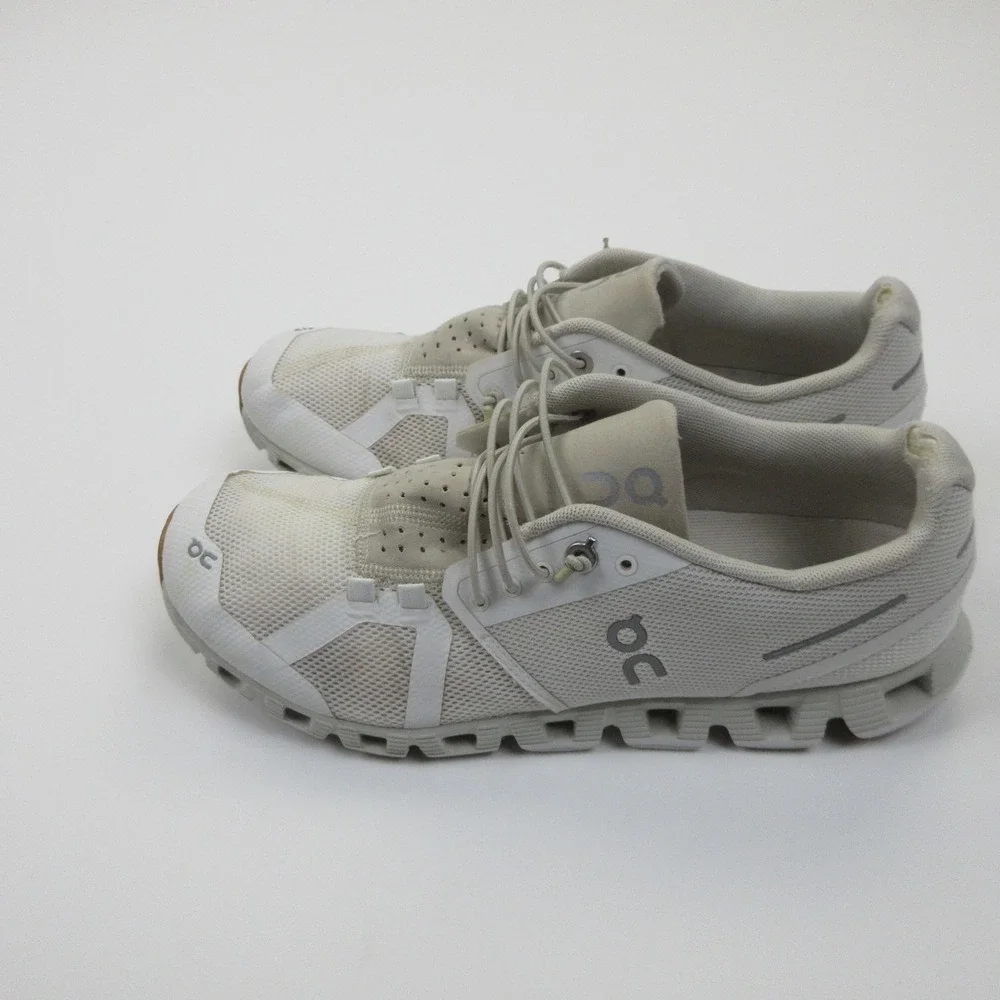 On Cloud Shoes Womens Size 9 White CloudTec Running Sneakers Athletic Cushioned